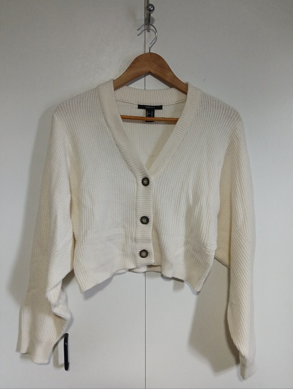 ​Forever 21 Cream Cropped Ribbed Knit V Neck Cardigan Sweater XL NWOT